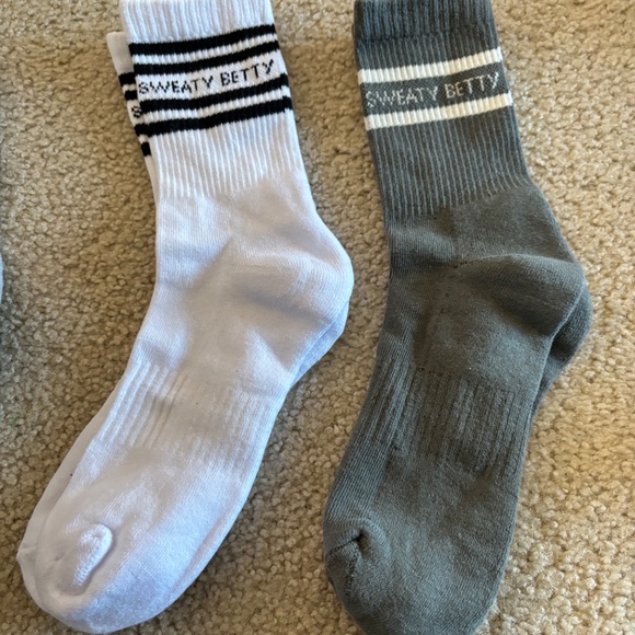 Sweaty Betty Essentials Go Faster 3 Pack Socks White, Green, Grey Size 6-9 NWOT